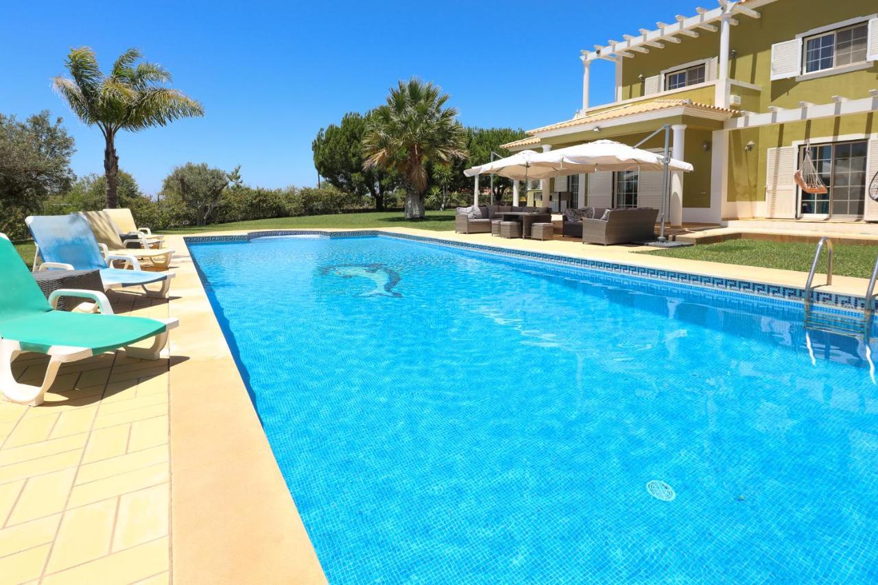 Villa Loane - Swimming Pool - By Bedzy Sao Lourenco  Exteriör bild